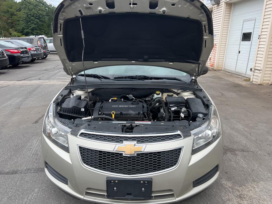 2014 Chevrolet Cruze 4dr Sdn Auto LS, available for sale in South Windsor , Connecticut | Ful-line Auto LLC. South Windsor , Connecticut