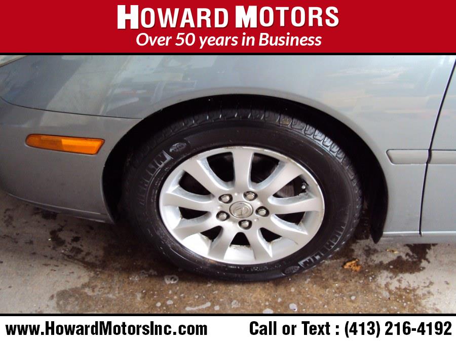 Used Lexus ES 330 4dr Sdn 2004 | Howard Motors. Springfield, Massachusetts Used Lexus ES 330 4dr Sdn 2004 | Howard Motors. Springfield, Massachusetts