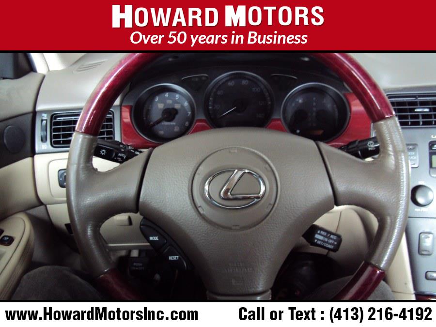 Used Lexus ES 330 4dr Sdn 2004 | Howard Motors. Springfield, Massachusetts Used Lexus ES 330 4dr Sdn 2004 | Howard Motors. Springfield, Massachusetts