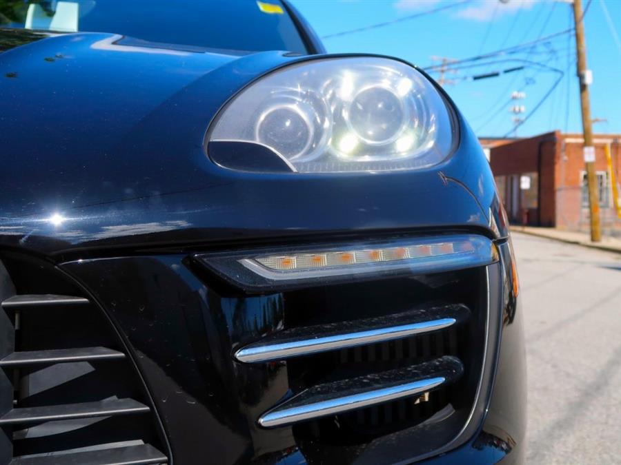 Used Porsche Macan S 2015 | Auto Expo Ent Inc.. Great Neck, New York