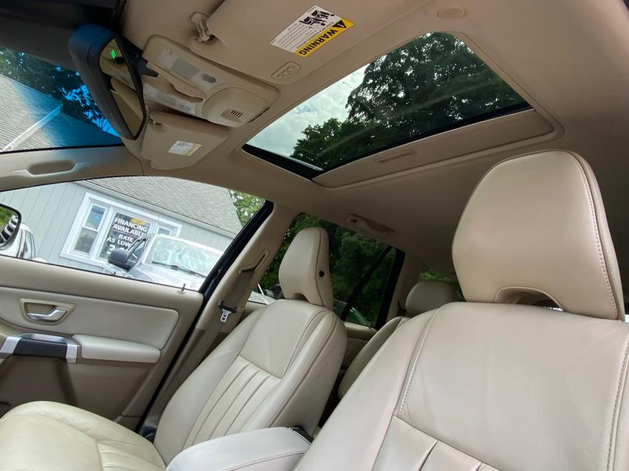 Used Volvo XC90 AWD 4dr Platinum 2013 | Lava Motors 2 Inc. Canton, Connecticut Used Volvo XC90 AWD 4dr Platinum 2013 | Lava Motors 2 Inc. Canton, Connecticut