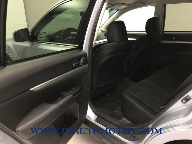 Used Subaru Outback 4dr Wgn H4 Auto 2.5i Premium 2014 | J&M Automotive Sls&Svc LLC. Naugatuck, Connecticut Used Subaru Outback 4dr Wgn H4 Auto 2.5i Premium 2014 | J&M Automotive Sls&Svc LLC. Naugatuck, Connecticut