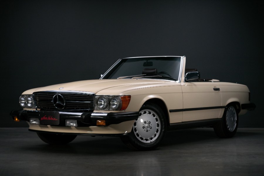 1988 Mercedes-Benz 560 Series 2dr Roadster 560SL, available for sale in North Salem, New York | Meccanic Shop North Inc. North Salem, New York 1988 Mercedes-Benz 560 Series 2dr Roadster 560SL, available for sale in North Salem, New York | Meccanic Shop North Inc. North Salem, New York