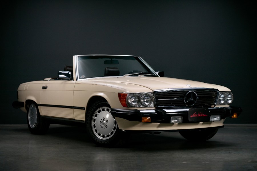 1988 Mercedes-Benz 560 Series 2dr Roadster 560SL, available for sale in North Salem, New York | Meccanic Shop North Inc. North Salem, New York 1988 Mercedes-Benz 560 Series 2dr Roadster 560SL, available for sale in North Salem, New York | Meccanic Shop North Inc. North Salem, New York