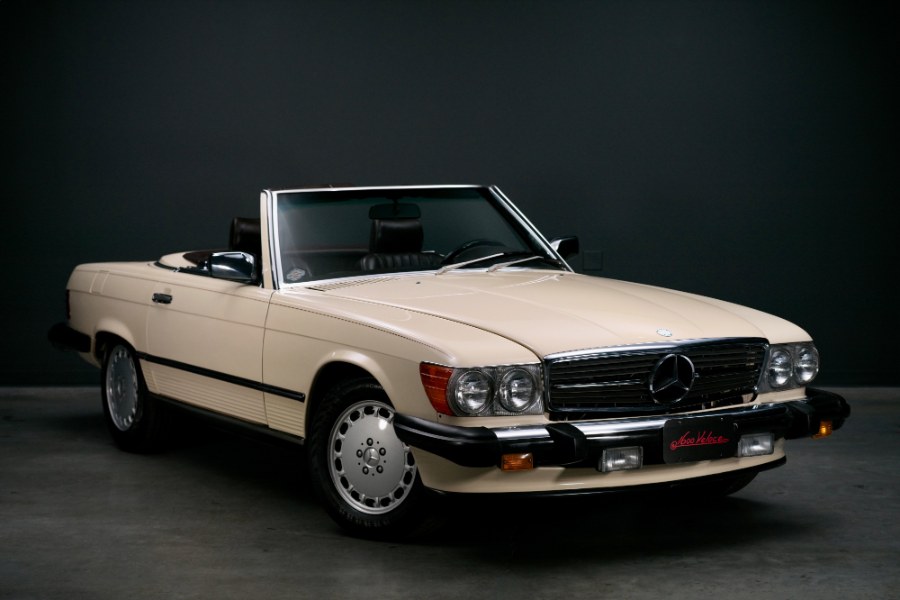 1988 Mercedes-Benz 560 Series 2dr Roadster 560SL, available for sale in North Salem, New York | Meccanic Shop North Inc. North Salem, New York 1988 Mercedes-Benz 560 Series 2dr Roadster 560SL, available for sale in North Salem, New York | Meccanic Shop North Inc. North Salem, New York