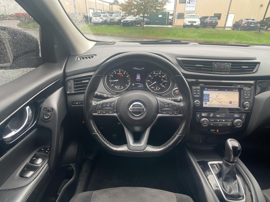 2017 Nissan Rogue Sport SV, available for sale in Waterbury, Connecticut | Prestige Auto Superstore. Waterbury, Connecticut 2017 Nissan Rogue Sport SV, available for sale in Waterbury, Connecticut | Prestige Auto Superstore. Waterbury, Connecticut