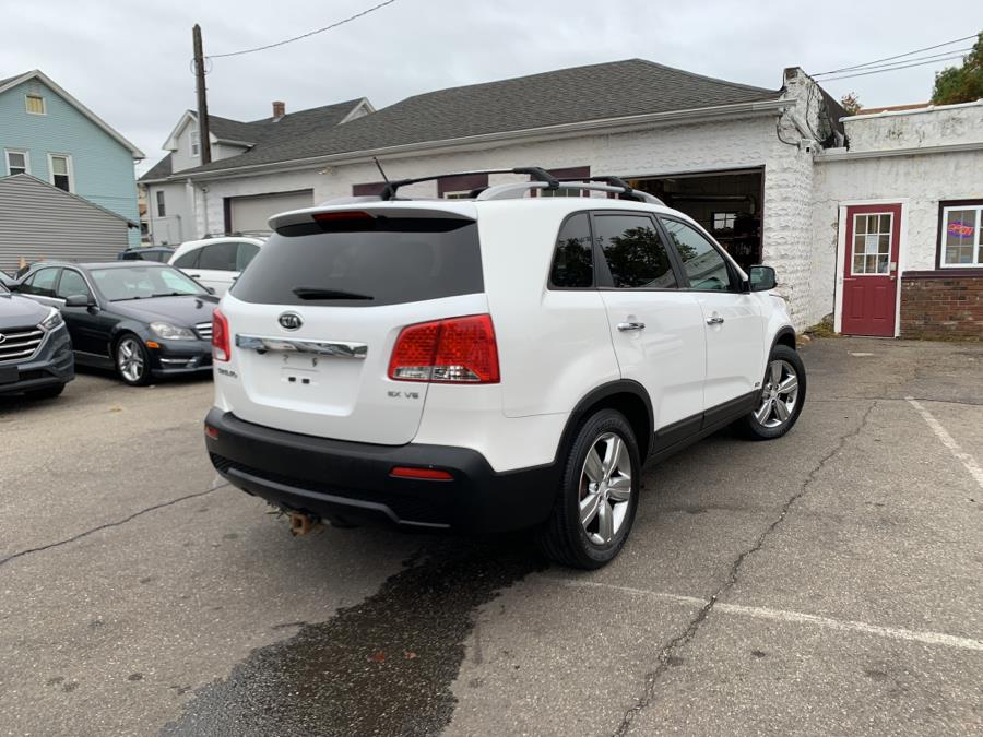 2013 Kia Sorento AWD 4dr V6 EX, available for sale in Springfield, Massachusetts | Absolute Motors Inc. Springfield, Massachusetts 2013 Kia Sorento AWD 4dr V6 EX, available for sale in Springfield, Massachusetts | Absolute Motors Inc. Springfield, Massachusetts