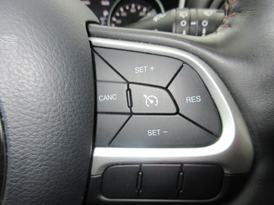 2018 Jeep Compass Latitude 4x4, available for sale in Linden, New Jersey | Route 27 Auto Mall. Linden, New Jersey 2018 Jeep Compass Latitude 4x4, available for sale in Linden, New Jersey | Route 27 Auto Mall. Linden, New Jersey