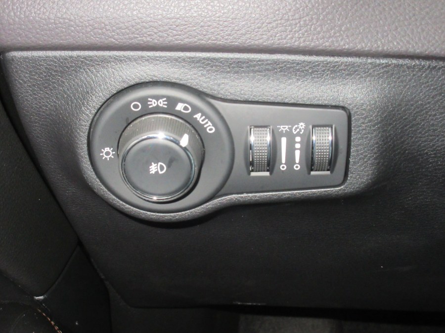 2018 Jeep Compass Latitude 4x4, available for sale in Linden, New Jersey | Route 27 Auto Mall. Linden, New Jersey 2018 Jeep Compass Latitude 4x4, available for sale in Linden, New Jersey | Route 27 Auto Mall. Linden, New Jersey