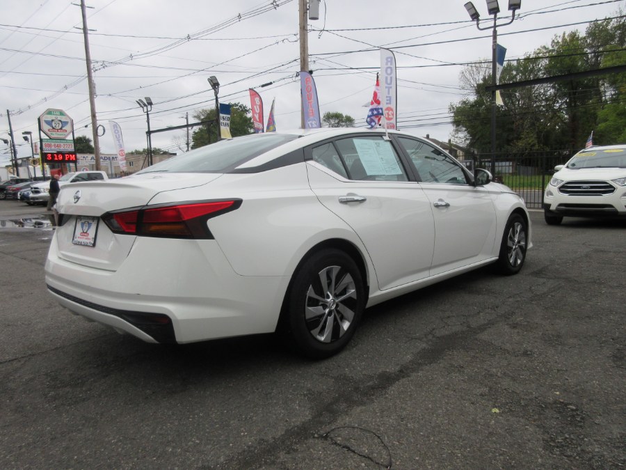 2021 Nissan Altima 2.5 S Sedan, available for sale in Linden, New Jersey | Route 27 Auto Mall. Linden, New Jersey 2021 Nissan Altima 2.5 S Sedan, available for sale in Linden, New Jersey | Route 27 Auto Mall. Linden, New Jersey