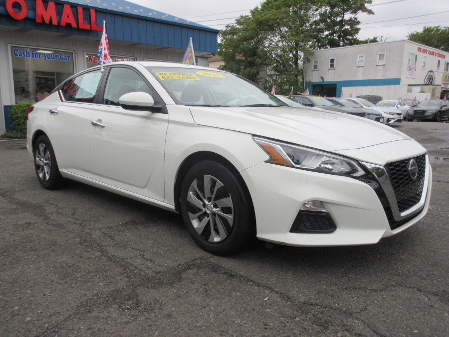 2021 Nissan Altima 2.5 S Sedan, available for sale in Linden, New Jersey | Route 27 Auto Mall. Linden, New Jersey 2021 Nissan Altima 2.5 S Sedan, available for sale in Linden, New Jersey | Route 27 Auto Mall. Linden, New Jersey