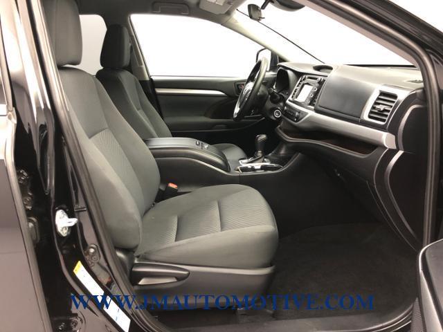2019 Toyota Highlander LE V6 AWD, available for sale in Naugatuck, Connecticut | J&M Automotive Sls&Svc LLC. Naugatuck, Connecticut 2019 Toyota Highlander LE V6 AWD, available for sale in Naugatuck, Connecticut | J&M Automotive Sls&Svc LLC. Naugatuck, Connecticut