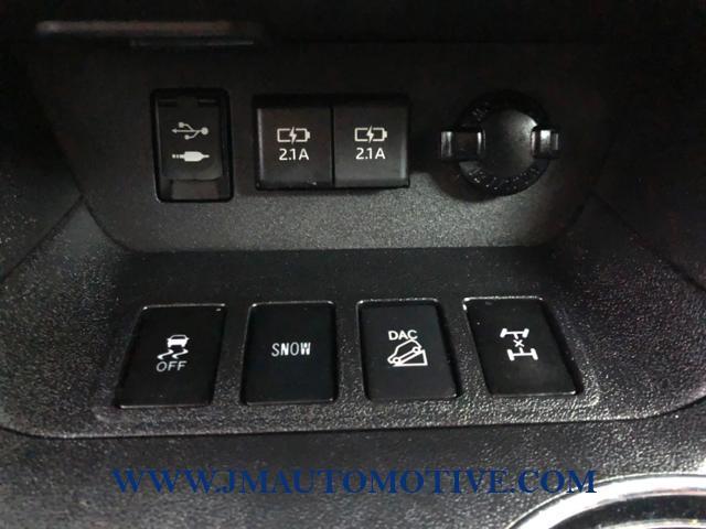 2019 Toyota Highlander LE V6 AWD, available for sale in Naugatuck, Connecticut | J&M Automotive Sls&Svc LLC. Naugatuck, Connecticut 2019 Toyota Highlander LE V6 AWD, available for sale in Naugatuck, Connecticut | J&M Automotive Sls&Svc LLC. Naugatuck, Connecticut