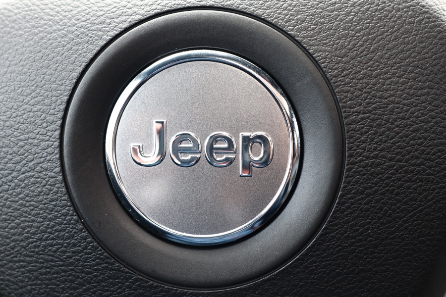 Used Jeep Grand Cherokee Altitude 4x4 2019 | Hillside Auto Mall Inc.. Jamaica, New York Used Jeep Grand Cherokee Altitude 4x4 2019 | Hillside Auto Mall Inc.. Jamaica, New York