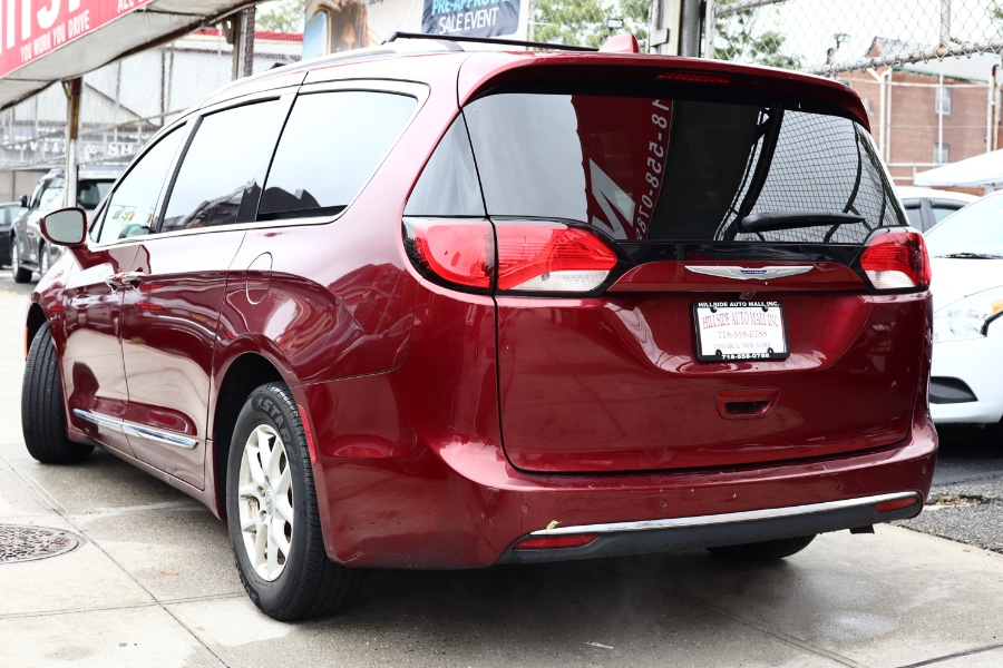 2020 Chrysler Pacifica Touring L FWD, available for sale in Jamaica, New York | Hillside Auto Mall Inc.. Jamaica, New York 2020 Chrysler Pacifica Touring L FWD, available for sale in Jamaica, New York | Hillside Auto Mall Inc.. Jamaica, New York