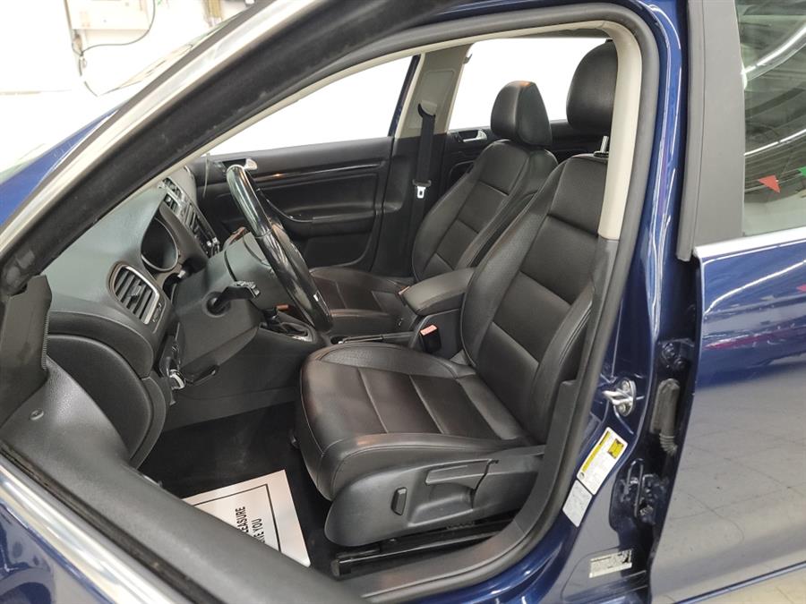 2013 Volkswagen Jetta SportWagen 4dr DSG TDI w/Sunroof, available for sale in West Haven, Connecticut | Auto Fair Inc.. West Haven, Connecticut 2013 Volkswagen Jetta SportWagen 4dr DSG TDI w/Sunroof, available for sale in West Haven, Connecticut | Auto Fair Inc.. West Haven, Connecticut