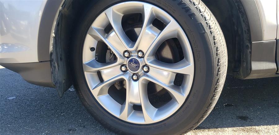 Used Ford Escape FWD 4dr SEL 2013 | Victoria Preowned Autos Inc. Little Ferry, New Jersey Used Ford Escape FWD 4dr SEL 2013 | Victoria Preowned Autos Inc. Little Ferry, New Jersey