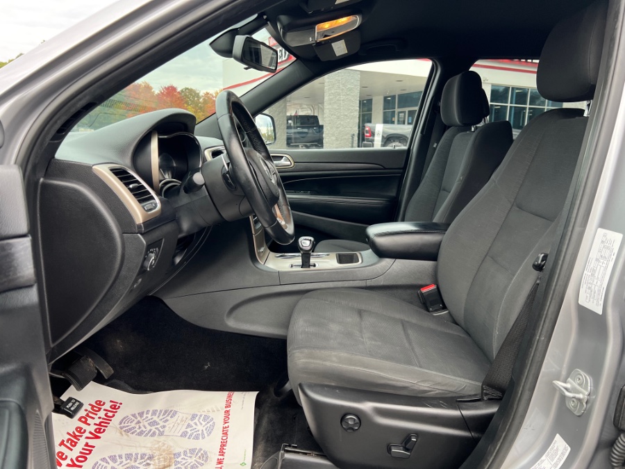 Used Jeep Grand Cherokee 4WD 4dr Laredo 2014 | Marsh Auto Sales LLC. Ortonville, Michigan Used Jeep Grand Cherokee 4WD 4dr Laredo 2014 | Marsh Auto Sales LLC. Ortonville, Michigan