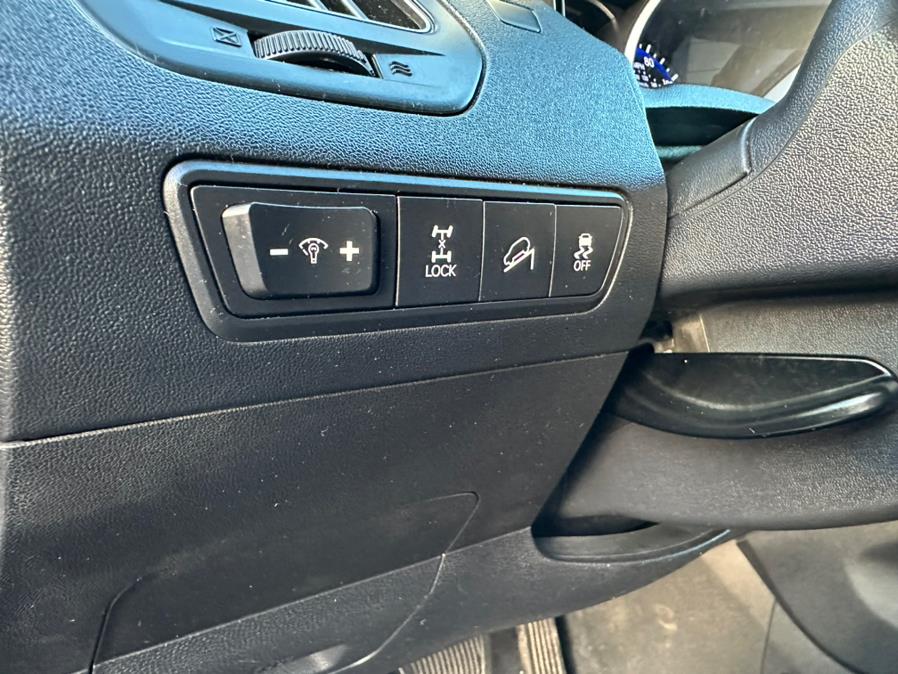 2015 Hyundai Tucson AWD 4dr GLS, available for sale in Manchester, Connecticut | Carsonmain LLC. Manchester, Connecticut 2015 Hyundai Tucson AWD 4dr GLS, available for sale in Manchester, Connecticut | Carsonmain LLC. Manchester, Connecticut