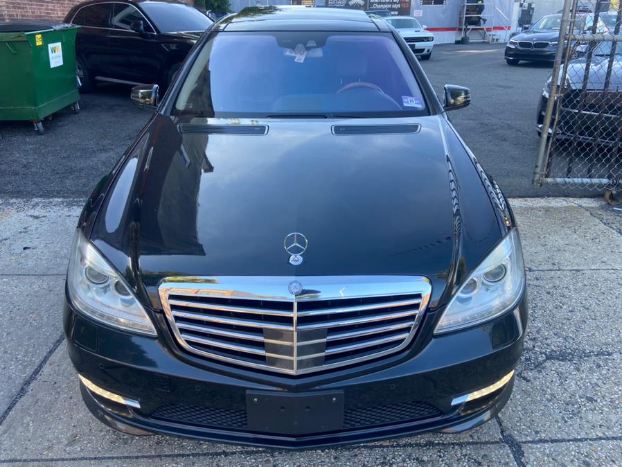 Used Mercedes-Benz S-Class 4dr Sdn S550 4MATIC 2012 | Champion Used Auto Sales LLC. Newark, New Jersey Used Mercedes-Benz S-Class 4dr Sdn S550 4MATIC 2012 | Champion Used Auto Sales LLC. Newark, New Jersey