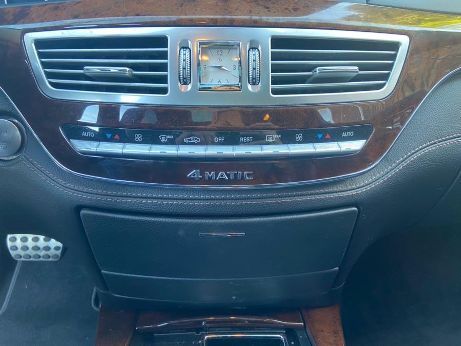 Used Mercedes-Benz S-Class 4dr Sdn S550 4MATIC 2012 | Champion Used Auto Sales LLC. Newark, New Jersey Used Mercedes-Benz S-Class 4dr Sdn S550 4MATIC 2012 | Champion Used Auto Sales LLC. Newark, New Jersey