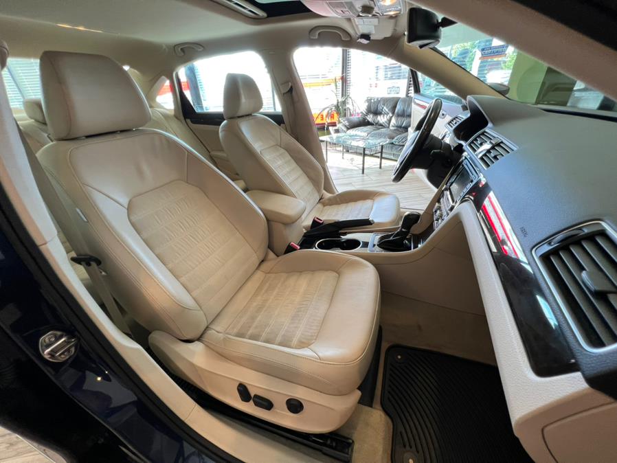 Used Volkswagen Passat 4dr Sdn 2.0L DSG TDI SEL Premium 2014 | AutoMax. West Hartford, Connecticut Used Volkswagen Passat 4dr Sdn 2.0L DSG TDI SEL Premium 2014 | AutoMax. West Hartford, Connecticut