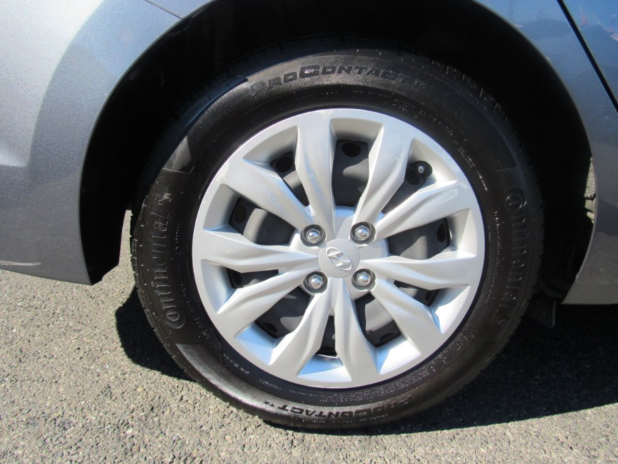 2019 Hyundai Accent SE Sedan Auto, available for sale in Irvington, New Jersey | NJ Used Cars Center. Irvington, New Jersey 2019 Hyundai Accent SE Sedan Auto, available for sale in Irvington, New Jersey | NJ Used Cars Center. Irvington, New Jersey