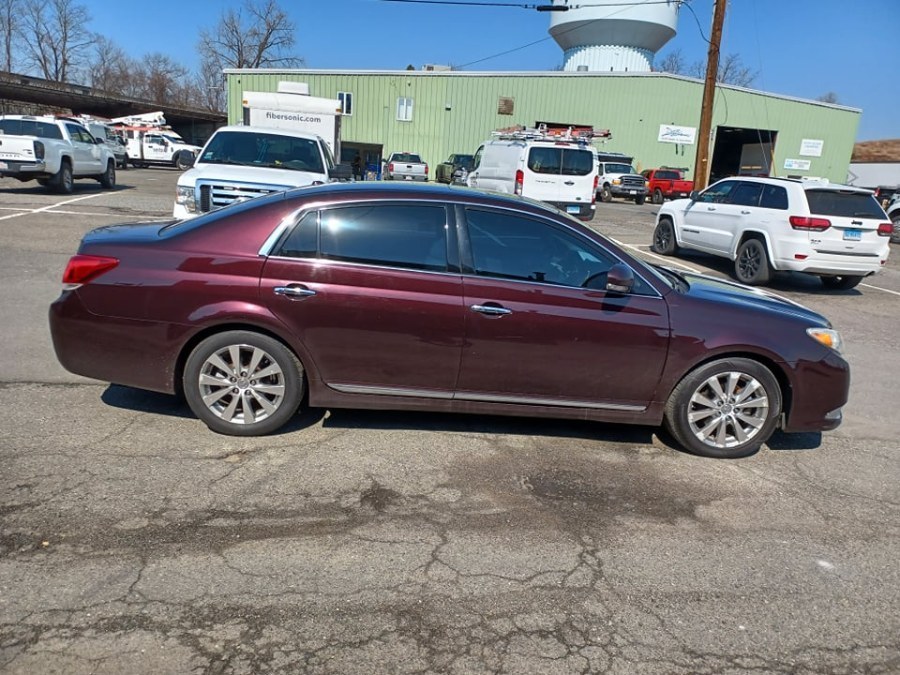Used Toyota Avalon 4dr Sdn 2011 | Payless Auto Sale. South Hadley, Massachusetts Used Toyota Avalon 4dr Sdn 2011 | Payless Auto Sale. South Hadley, Massachusetts