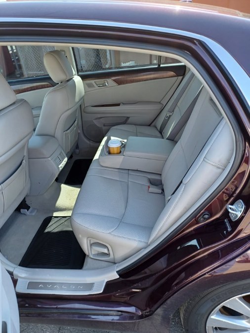Used Toyota Avalon 4dr Sdn 2011 | Payless Auto Sale. South Hadley, Massachusetts Used Toyota Avalon 4dr Sdn 2011 | Payless Auto Sale. South Hadley, Massachusetts