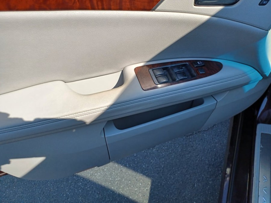 Used Toyota Avalon 4dr Sdn 2011 | Payless Auto Sale. South Hadley, Massachusetts Used Toyota Avalon 4dr Sdn 2011 | Payless Auto Sale. South Hadley, Massachusetts