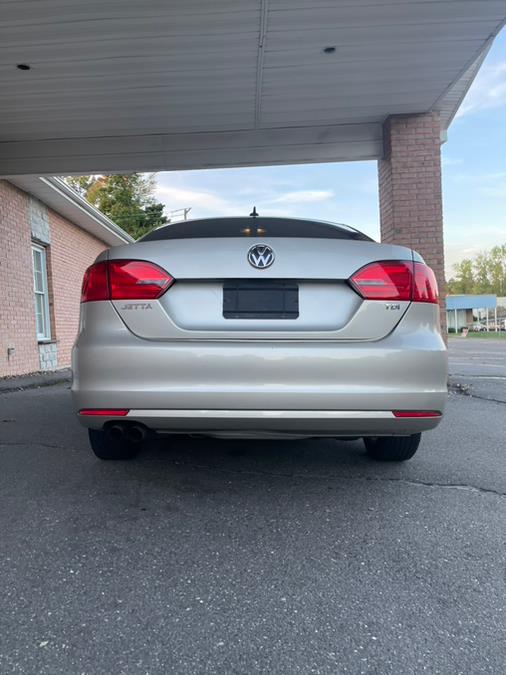 Used Volkswagen Jetta Sedan 4dr DSG TDI w/Premium 2012 | Supreme Automotive. New Britain, Connecticut Used Volkswagen Jetta Sedan 4dr DSG TDI w/Premium 2012 | Supreme Automotive. New Britain, Connecticut
