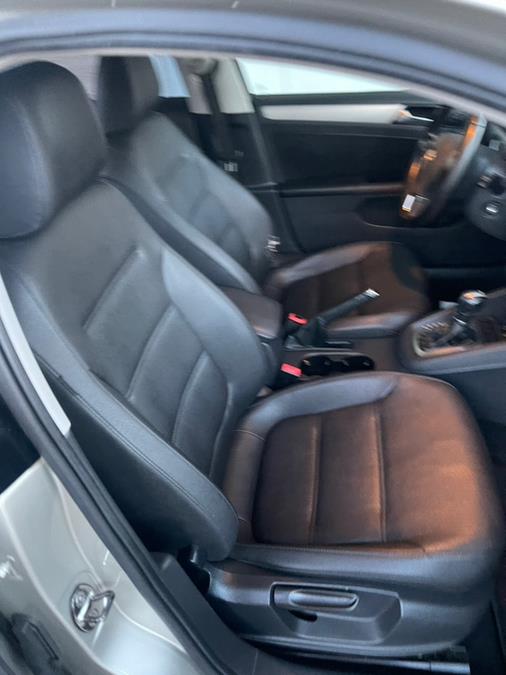 Used Volkswagen Jetta Sedan 4dr DSG TDI w/Premium 2012 | Supreme Automotive. New Britain, Connecticut Used Volkswagen Jetta Sedan 4dr DSG TDI w/Premium 2012 | Supreme Automotive. New Britain, Connecticut
