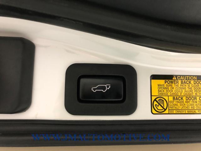 2014 Lexus Lx 570 4WD 4dr, available for sale in Naugatuck, Connecticut | J&M Automotive Sls&Svc LLC. Naugatuck, Connecticut 2014 Lexus Lx 570 4WD 4dr, available for sale in Naugatuck, Connecticut | J&M Automotive Sls&Svc LLC. Naugatuck, Connecticut
