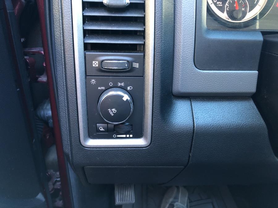 2016 Ram 1500 4WD Crew Cab Express, available for sale in Waterbury, Connecticut | National Auto Brokers, Inc.. Waterbury, Connecticut 2016 Ram 1500 4WD Crew Cab Express, available for sale in Waterbury, Connecticut | National Auto Brokers, Inc.. Waterbury, Connecticut