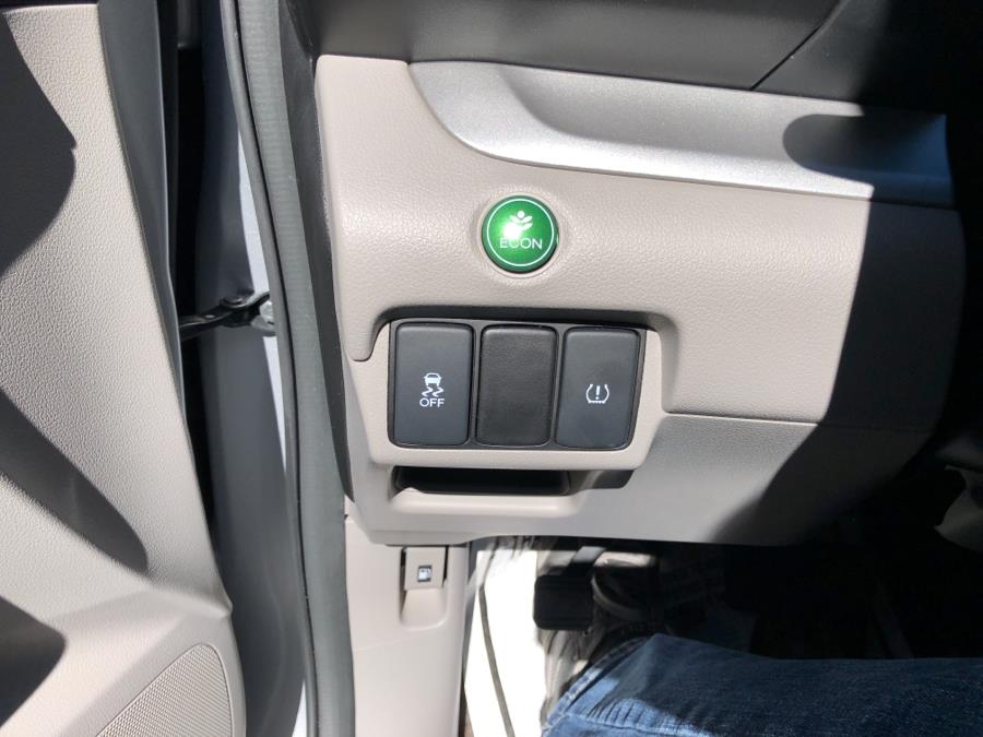 Used Honda CR-V AWD 5dr LX 2014 | National Auto Brokers, Inc.. Waterbury, Connecticut Used Honda CR-V AWD 5dr LX 2014 | National Auto Brokers, Inc.. Waterbury, Connecticut