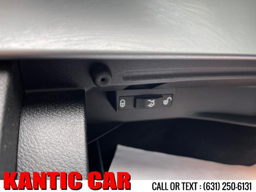 2015 Mercedes-Benz C-Class 4dr Sdn C300 Sport 4MATIC, available for sale in Huntington Station, New York | Kantic Car. Huntington Station, New York 2015 Mercedes-Benz C-Class 4dr Sdn C300 Sport 4MATIC, available for sale in Huntington Station, New York | Kantic Car. Huntington Station, New York
