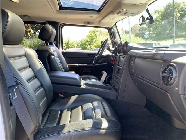 2006 Hummer H2 Base, available for sale in Stratford, Connecticut | Wiz Leasing Inc. Stratford, Connecticut 2006 Hummer H2 Base, available for sale in Stratford, Connecticut | Wiz Leasing Inc. Stratford, Connecticut