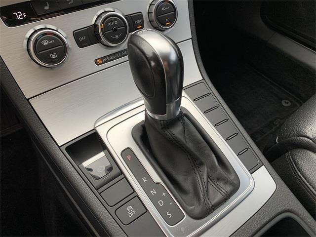 2013 Volkswagen Cc 2.0T R-Line, available for sale in Stratford, Connecticut | Wiz Leasing Inc. Stratford, Connecticut 2013 Volkswagen Cc 2.0T R-Line, available for sale in Stratford, Connecticut | Wiz Leasing Inc. Stratford, Connecticut