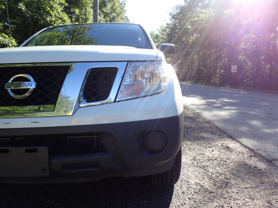 Used Nissan Frontier 2WD Crew Cab SWB Manual S 2016 | Eagleville Motors. Storrs, Connecticut Used Nissan Frontier 2WD Crew Cab SWB Manual S 2016 | Eagleville Motors. Storrs, Connecticut