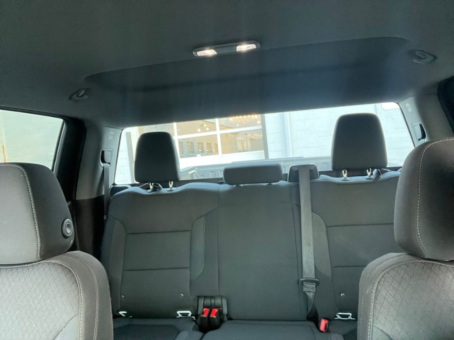 Used Chevrolet Silverado 1500 2WD Crew Cab 147" LT 2020 | Inman Motors Sales. Medford, Massachusetts Used Chevrolet Silverado 1500 2WD Crew Cab 147" LT 2020 | Inman Motors Sales. Medford, Massachusetts