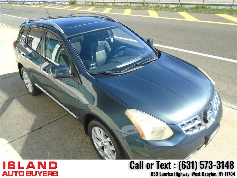 Used Nissan Rogue SV w/SL Package AWD 4dr Crossover 2013 | Island Auto Buyers. West Babylon, New York Used Nissan Rogue SV w/SL Package AWD 4dr Crossover 2013 | Island Auto Buyers. West Babylon, New York