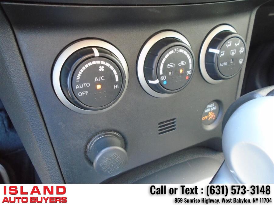 Used Nissan Rogue SV w/SL Package AWD 4dr Crossover 2013 | Island Auto Buyers. West Babylon, New York Used Nissan Rogue SV w/SL Package AWD 4dr Crossover 2013 | Island Auto Buyers. West Babylon, New York