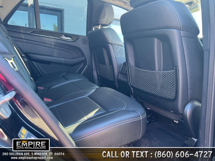 Used Mercedes-Benz M-Class 4MATIC 4dr ML350 2015 | Empire Auto Wholesalers. S.Windsor, Connecticut Used Mercedes-Benz M-Class 4MATIC 4dr ML350 2015 | Empire Auto Wholesalers. S.Windsor, Connecticut