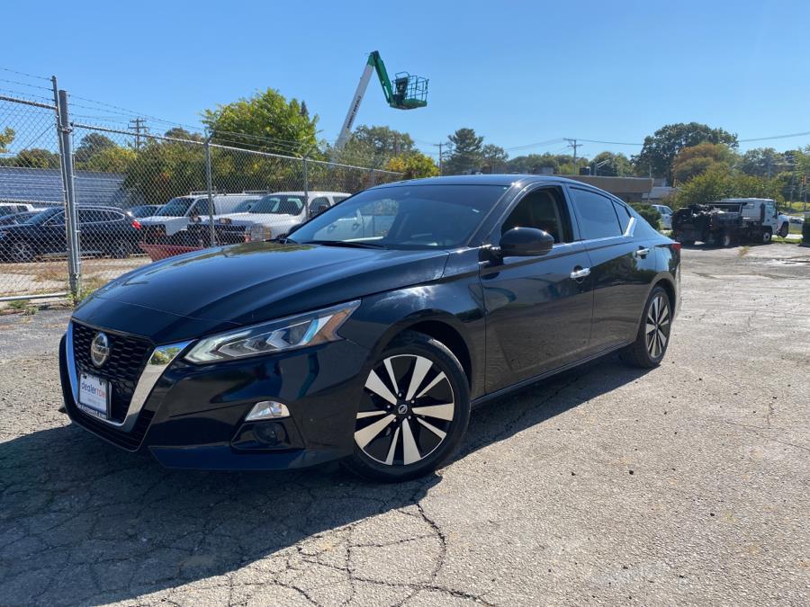 2020 Nissan Altima 2.5 SL Sedan, available for sale in Milford, Connecticut | Dealertown Auto Wholesalers. Milford, Connecticut 2020 Nissan Altima 2.5 SL Sedan, available for sale in Milford, Connecticut | Dealertown Auto Wholesalers. Milford, Connecticut