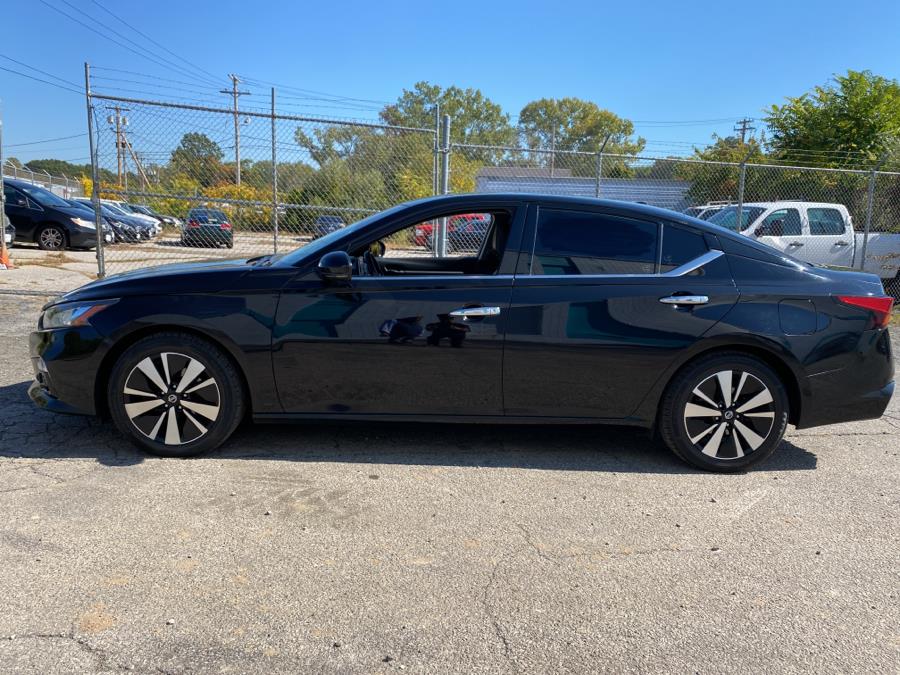 2020 Nissan Altima 2.5 SL Sedan, available for sale in Milford, Connecticut | Dealertown Auto Wholesalers. Milford, Connecticut 2020 Nissan Altima 2.5 SL Sedan, available for sale in Milford, Connecticut | Dealertown Auto Wholesalers. Milford, Connecticut
