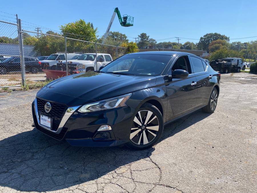2020 Nissan Altima 2.5 SL Sedan, available for sale in Milford, Connecticut | Dealertown Auto Wholesalers. Milford, Connecticut 2020 Nissan Altima 2.5 SL Sedan, available for sale in Milford, Connecticut | Dealertown Auto Wholesalers. Milford, Connecticut