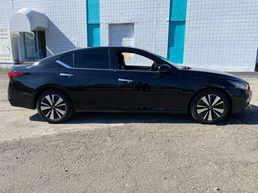 2020 Nissan Altima 2.5 SL Sedan, available for sale in Milford, Connecticut | Dealertown Auto Wholesalers. Milford, Connecticut 2020 Nissan Altima 2.5 SL Sedan, available for sale in Milford, Connecticut | Dealertown Auto Wholesalers. Milford, Connecticut