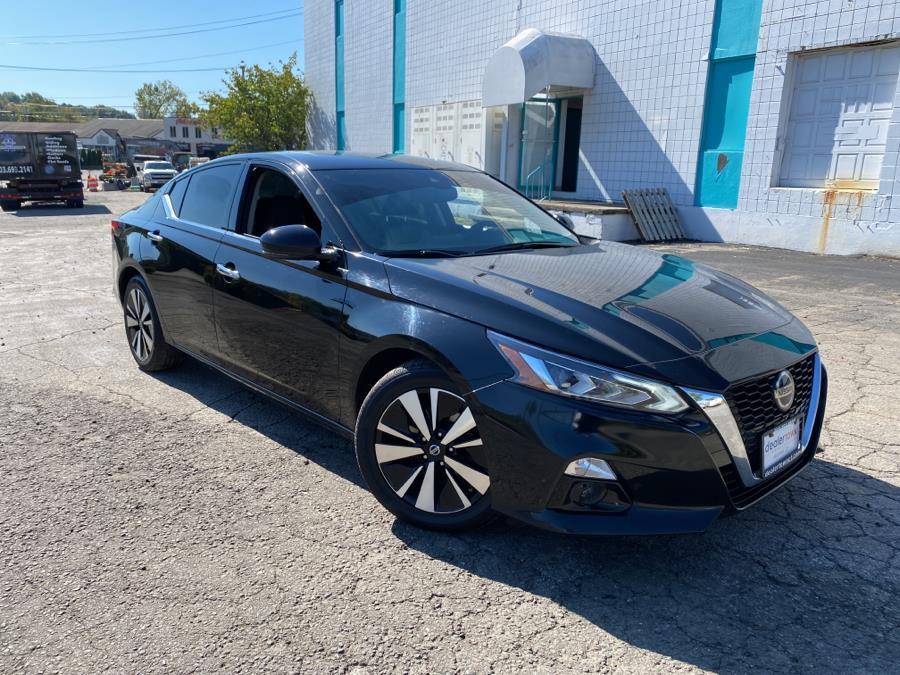 2020 Nissan Altima 2.5 SL Sedan, available for sale in Milford, Connecticut | Dealertown Auto Wholesalers. Milford, Connecticut 2020 Nissan Altima 2.5 SL Sedan, available for sale in Milford, Connecticut | Dealertown Auto Wholesalers. Milford, Connecticut