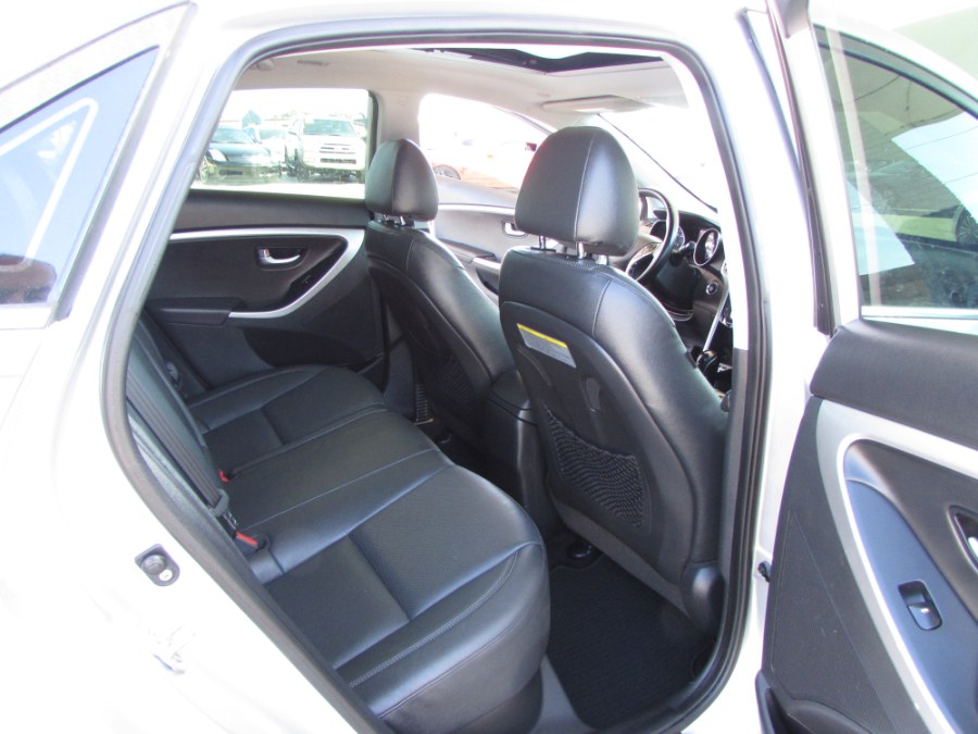 2016 Hyundai Elantra GT 5dr HB Auto, available for sale in Orlando, Florida | VIP Auto Enterprise, Inc. Orlando, Florida 2016 Hyundai Elantra GT 5dr HB Auto, available for sale in Orlando, Florida | VIP Auto Enterprise, Inc. Orlando, Florida