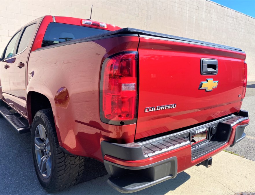 Used Chevrolet Colorado 2WD Crew Cab 128.3" LT 2016 | M&M Motors International. Clinton, Connecticut Used Chevrolet Colorado 2WD Crew Cab 128.3" LT 2016 | M&M Motors International. Clinton, Connecticut
